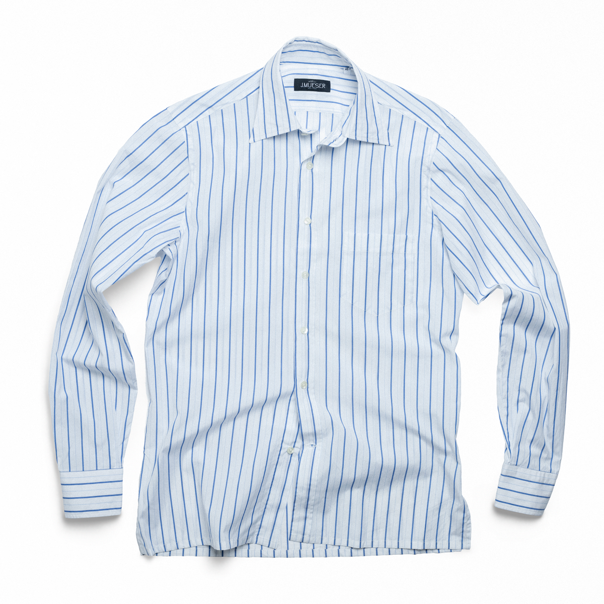 carters dress shirt Blue Alternate Stripe Carter round favorite. Model Lyncott B615B1 Dresser and Mirror Blue Floral Cotton Maxi Size:XL - $190.00